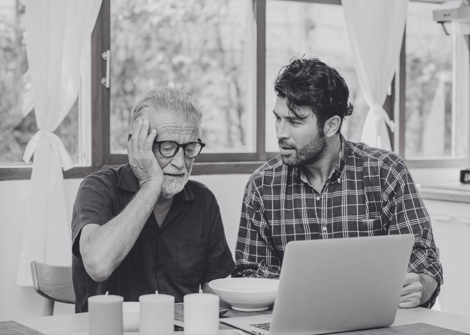 Cognitive Decline vs Dementia: Key Differences, Early Symptoms, and When to See a Doctor