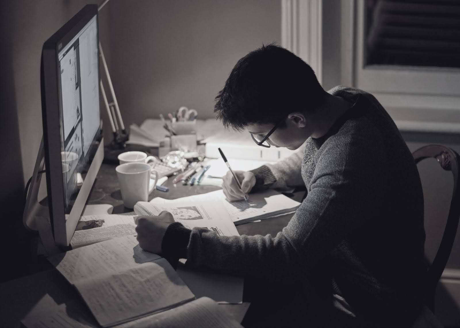 How to Focus on Studies: Practical Tips to Concentrate Better and Study Longer