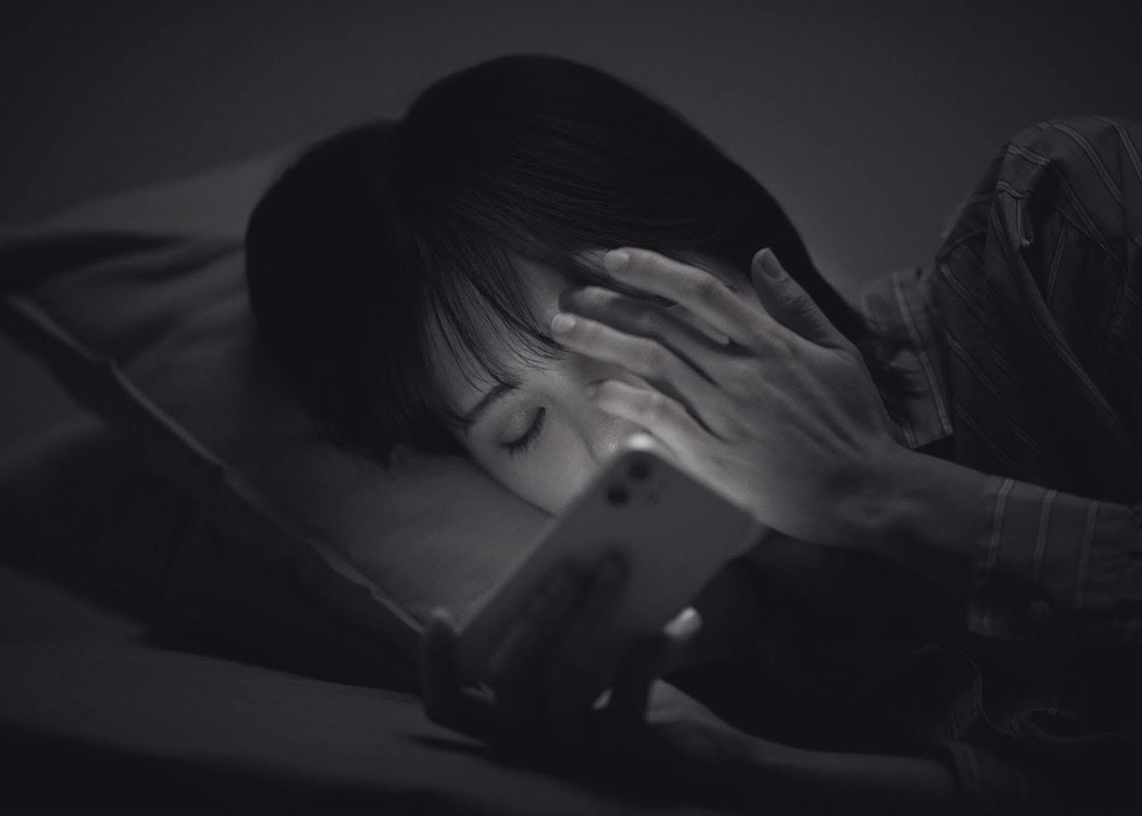 Revenge Bedtime Procrastination: Why Staying Up Too Late Causes Brain Fog